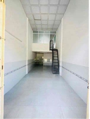*Nhà giá 3tr/tháng *Thuận tiện kinh doanh ( có sẵn 1 máy lạnh ) Cho
