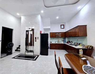 NM Cho thuê nhà phía Bắc Nha Trang – Chỉ cách bãi biển khoảng 400m