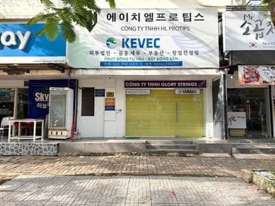 Mb 35m2 đường lê văn thiêm, phú mỹ hưng giá thuê rẻ có sẵn bàn ghế