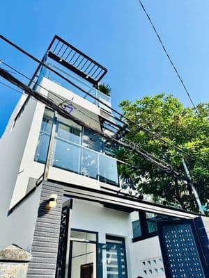 6 Tỷ- Hẻm xe hơi Gò Vấp -4T bề thế,nội thất nhập, DT 55m2, có PN dưới