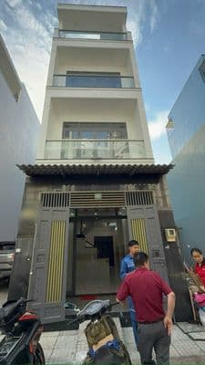Cho thuê nhà NC đường Tô Hiệu. p.Hiêp Tân. Q.Tân Phú. 4 tầng mới. 18tr