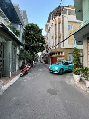 Nhà Hẻm 7M Khu Tây Thạnh. DT: 4x15m, đúc 4 Tấm, 3pn 4wc (có công viên)