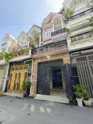 Bán nhà đẹp 4x16m, 3 tầng 4pn 5wc khu nhà lầu, hiệp thành 13 - q12