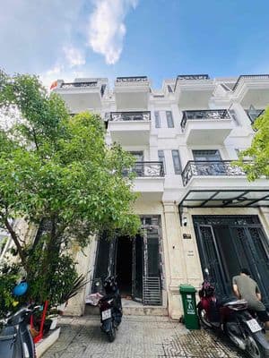 nhà phố khu víp Vườn Lài- đã cải tạo 7PN -cho thuê 22 tr/th