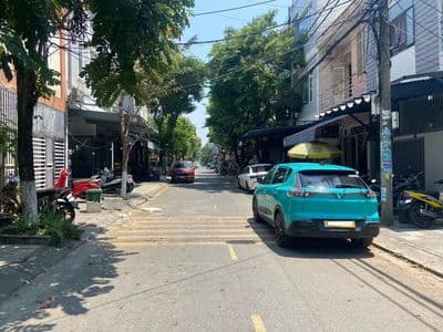 bán nhà mặt phố cách sông hàn 400m ngay đại học kinh tế Đà Nẵng