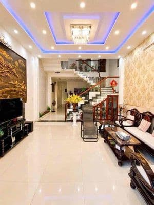 69m - xe hơi - 4 tầng - phạm văn bạch