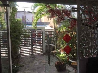 Nhà kiệt ô tô cù chính lan – ô tô đỗ cửa – chỉ 4 tỷ x