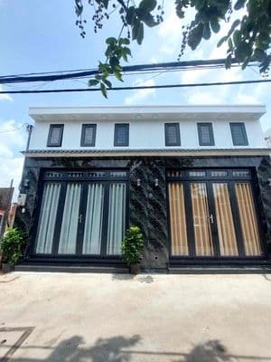 Cho thuê nhà sát Mettro q12 136m 2Pn 2wc hem xe tải 9tr mới keng vip