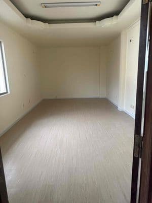 Cho thuê văn phòng 60m² có sân vườn, máy lạnh, vệ sinh riêng ngay HTV