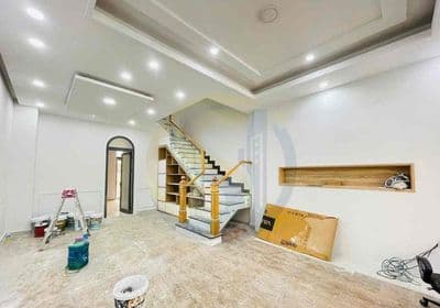 Cho thuê nguyên căn nhà phố 4PN, nội thất cơ bản, khu compound