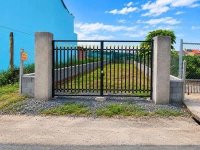 Bán gấp lô đất 221m2 , giá 870 triệu , đường Gia Huỳnh - sổ riêng .