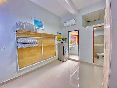 Căn hộ 1pn_thang máy_ban công_tách bếp_siêu rộng