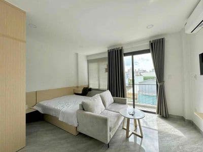 Studio Ban Công ngay tại Sư vạn Hạnh , Quận 10 cạnh Vạn Hạnh Mall