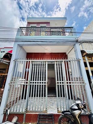 Cho thuê nhà trệt lầu 3 phòng giá chỉ 5tr / tháng