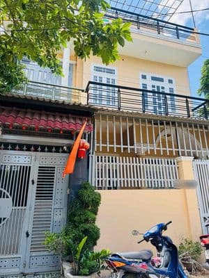 Nhà rộng 6x15 3pn xe hơi đậu cửa tl37 ngay cao đẳng điện lực
