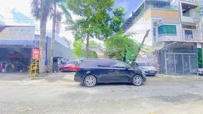Cho thuê Đất ngang 13,5 m gần xe Ford tiện kinh doanh 15 triệu
