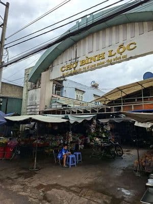 Đất gần chợ Bình Lộc và KCN , Dân đông