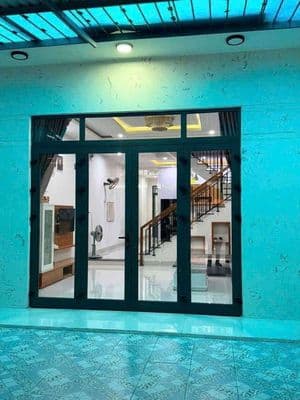 CHO THUÊ NHÀ 3 TẦNG: ĐƯỜNG CẨM CHÁNH 5 - 3 phòng 3wc, sân ô tô