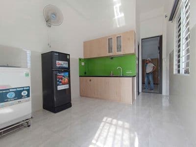 Cho thuê căn hộ gần ngay cầu rồng 35m2 gồm 1 pn+1 phòng bếp. giá 5,5tr
