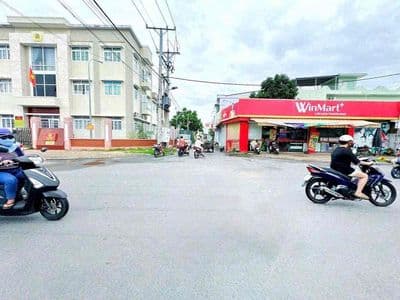 Bán Nhà lầu Lộ ô tô đường Phạm Ngũ Lão . Giá chỉ 2,75 tỷ