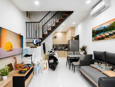 Hơn 4 tỷ – nhà 4pn full nội thất – ngay nguyễn hữu cảnh, cầu thủ thi