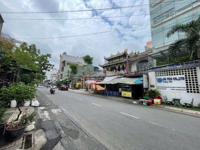 Bán toà nhà MT Lương Trúc Đàm 8mx20m, Nhà 4.5 tầng , P.Hiệp Tân