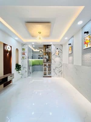 nhỉnh 4 tỷ - nhà mới 4 Phòng ngủ - 3 tầng btct - Quận 8
