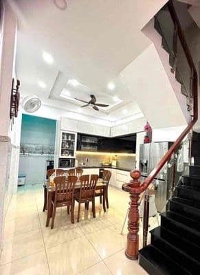Sát vạn phúc - chợ hiệp bình nhà kdc hồng đào 4pn 3wc ở + vpcty