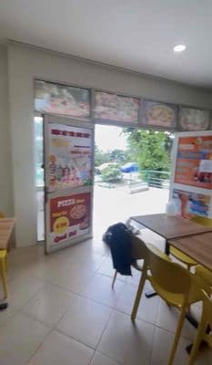 cho thuê căn hộ tầng trệt có mặt bằng buôn bán