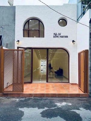 Chính Chủ Cho Thuê Nhà MT Quận 2 Diện tích: 4.5 x 36m Kết cấu: trệt, 1