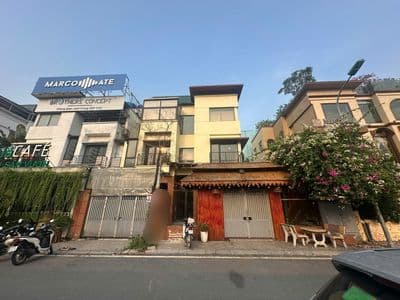 Cho thuê nhà/mặt bằng kinh doanh khu ngoại giao đoàn – vị trí đẹp.