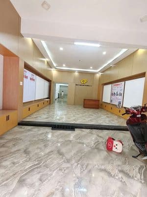 Cho thuê MTKD đông đúc tên lửa dt 6*20m full nội thất