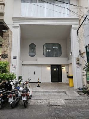 Tôi cần bán 18a/4-6 nguyễn thị minh khai, p.sg, hẻm 12m bán hầm 7 tấm