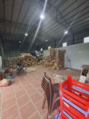 Cho thuê kho thạnh xuân 250m2 18tr