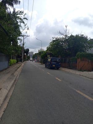 Bán nhà phường vĩnh phú-đương xe hơi -dt:100m2 ,2 lầu,3pn
