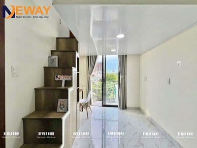 Phòng ban công mới xây -- đầy đủ trang thiết bị -- ngay tô ký