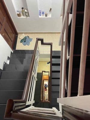 Nhà 1/ tân phú ‘ hẻm chạy nhỉnh 7 tỏi tl nhà 5 tầng – dương văn