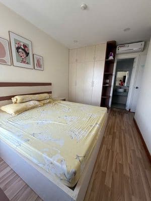 Cho thuê căn gốc Diamond Riverside 74m2 2pn 2wc Nội thất cao cấp. 11tr