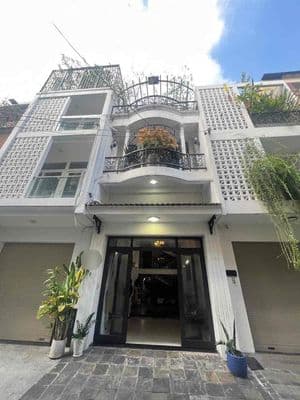 Cho thuê nhà HXH 50/ Quang Trung P10 Gò Vấp 4m 17m 3pn 4wc gần sânbay
