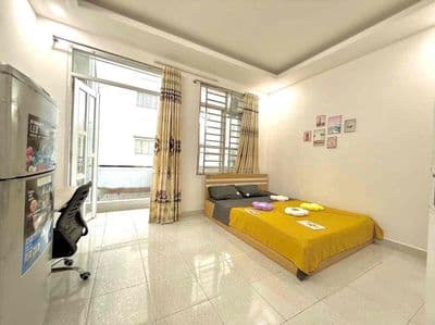 Cho thuê căn hộ full NT gần vòng xoay Dân chủ phường Hoà Hưng quận 10