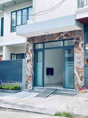 Cho thuê nhà 50m2 trường thọ giá 8 tr