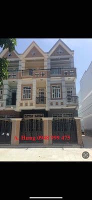 Bán nhà phố 3 tầng hẻm xe hơi 10m