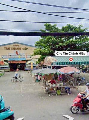 Mặt tiền KHO. đường cont. Lưu kho đa dạng mặt hàng