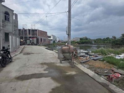đất thổ cư lô 2 mặt tiền - cần đước KCN cầu tràm bán gấp