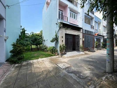 Bán Đất Hẻm Ô Tô Cạnh Vạn Phúc - QL 13