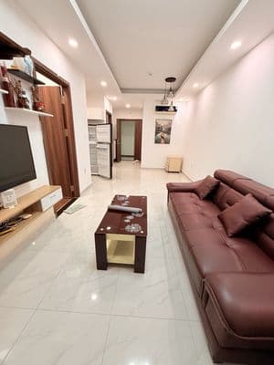 Bán căn 2pn tầng trung view thoáng full nội thất như hình