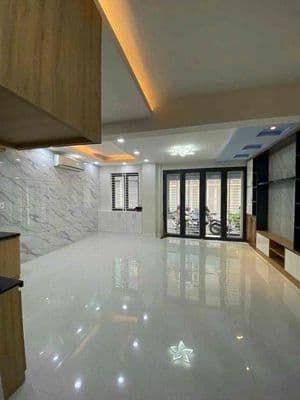 Nhà nguyên căn HXH-phù hợp ở+kinh doanh-Khu đường hoa sầm uất