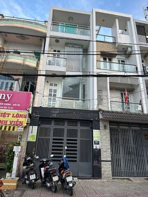 Chủ định cư nước ngoài cần bán nhà phố chuẩn mặt tiền đường 29 Tên Lửa