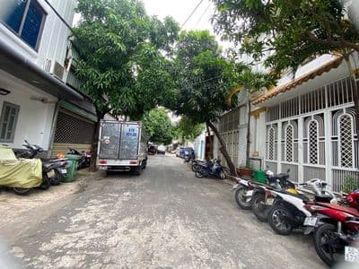 Nhà Thuê 5x28m.1 lầu.Hẻm 7m Trịnh Đình Trọng.Gía:19tr