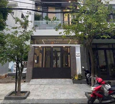 Gia đình mình cần bán gấp căn nhà 1 trệt 1 lầu ở Qui Đức Bình Chánh